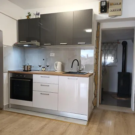 Semesterbostad Marija