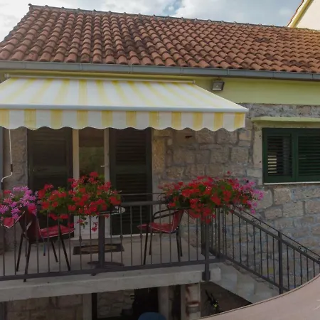 Marija Semesterbostad *